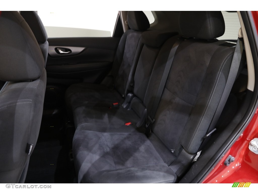 2015 Rogue SV AWD - Cayenne Red / Charcoal photo #16