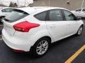 2018 Oxford White Ford Focus SE Hatch  photo #3