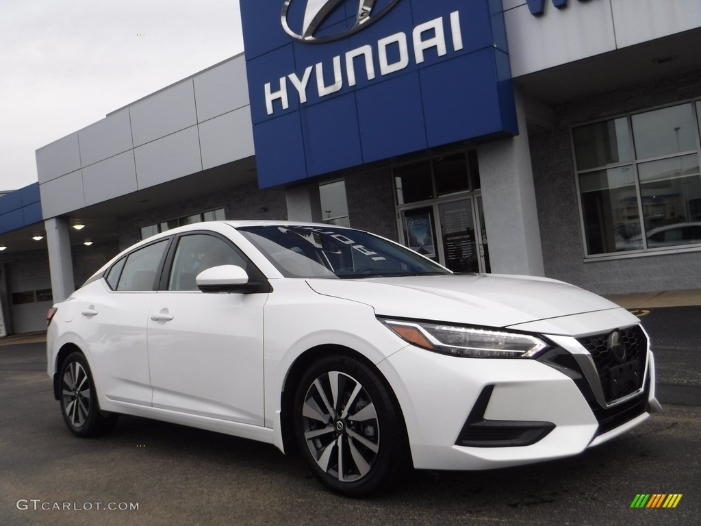 2020 Sentra SV - Aspen White Tricoat / Tan photo #1