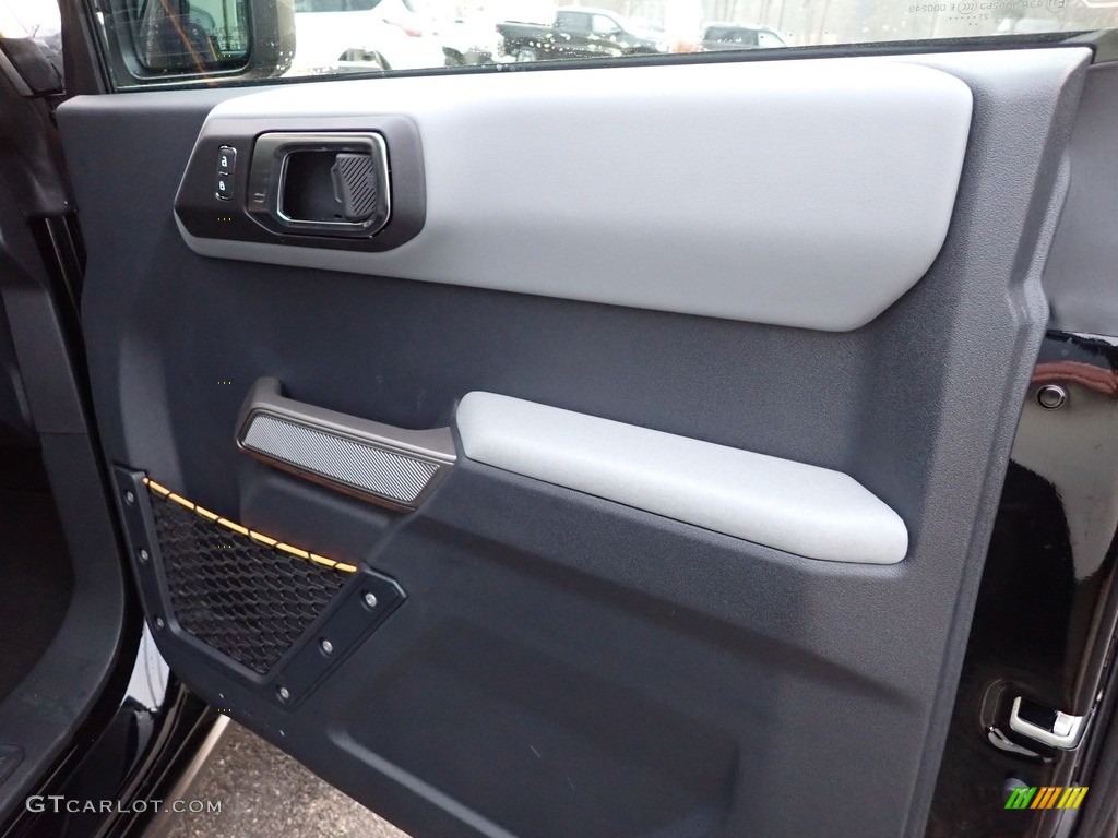 2021 Ford Bronco Badlands 4x4 4-Door Door Panel Photos