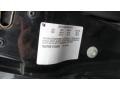 Black - L Series L200 Sedan Photo No. 11