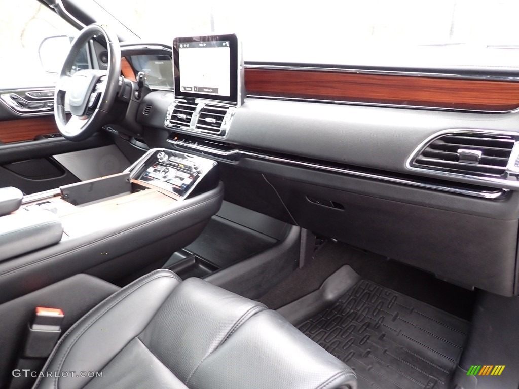 2019 Navigator Reserve 4x4 - White Platinum Metallic Tri-Coat / Ebony photo #12