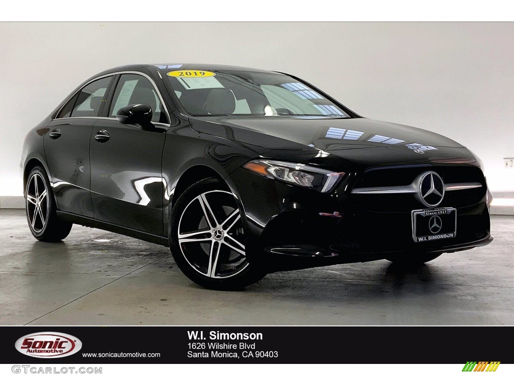 2019 A 220 Sedan - Night Black / Black photo #1