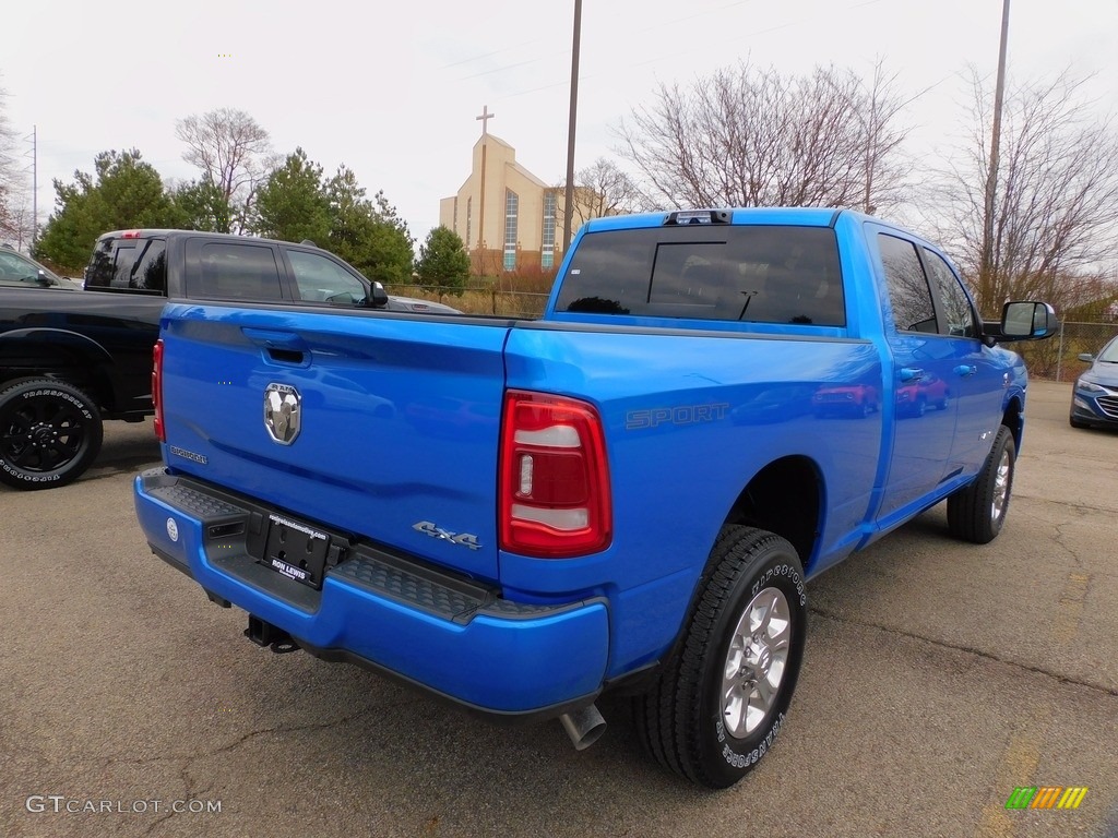 2022 2500 Big Horn Crew Cab 4x4 - Hydro Blue Pearl / Black photo #5
