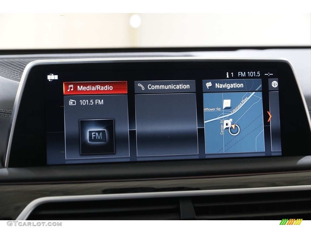 2018 7 Series 750i xDrive Sedan - Black Sapphire Metallic / Black photo #10