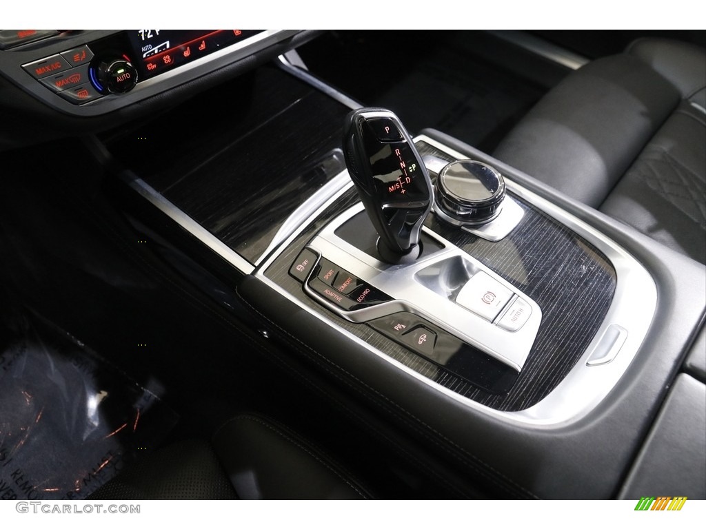 2018 7 Series 750i xDrive Sedan - Black Sapphire Metallic / Black photo #16