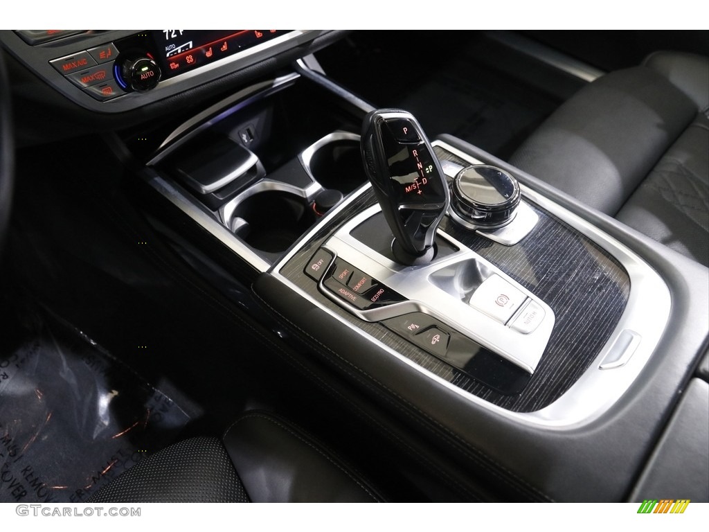 2018 7 Series 750i xDrive Sedan - Black Sapphire Metallic / Black photo #17