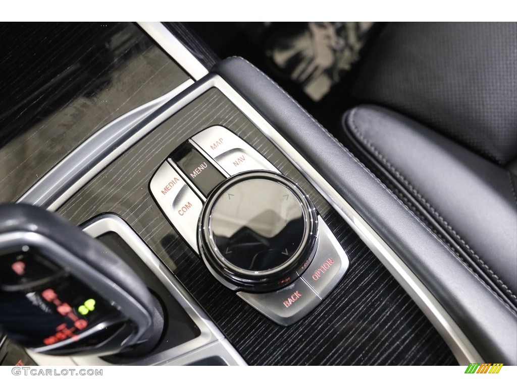 2018 7 Series 750i xDrive Sedan - Black Sapphire Metallic / Black photo #18