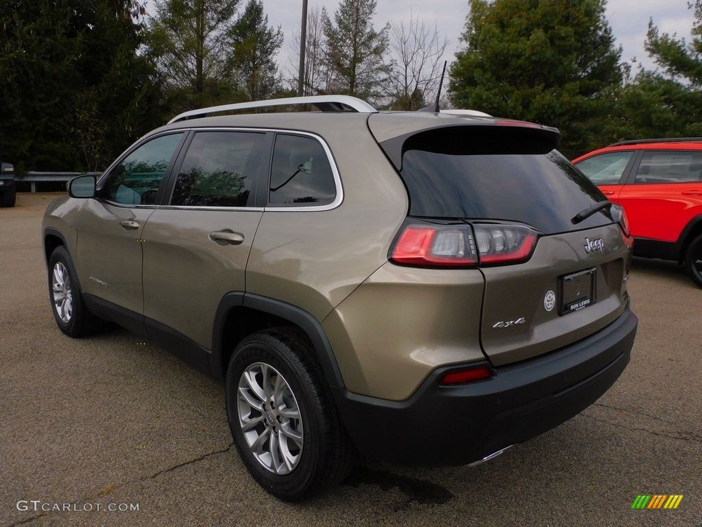 2021 Cherokee Latitude Lux 4x4 - Light Brownstone Pearl / Ski Gray/Black photo #8