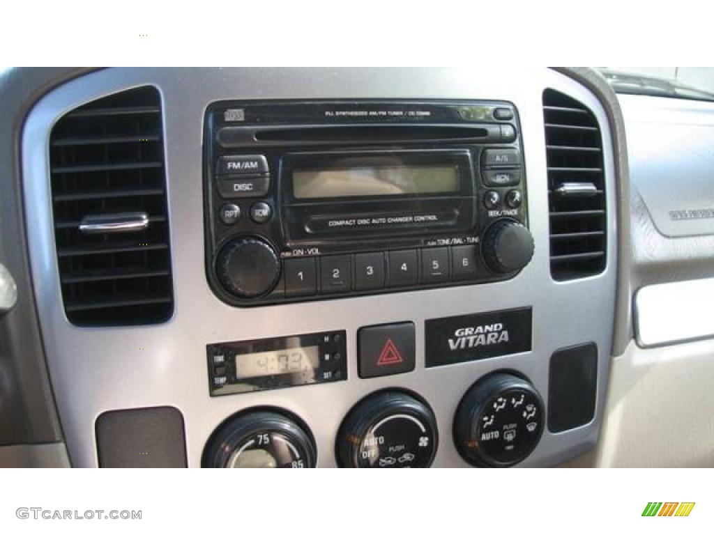2004 Grand Vitara EX 4WD - Cool Beige Metallic / Beige photo #7