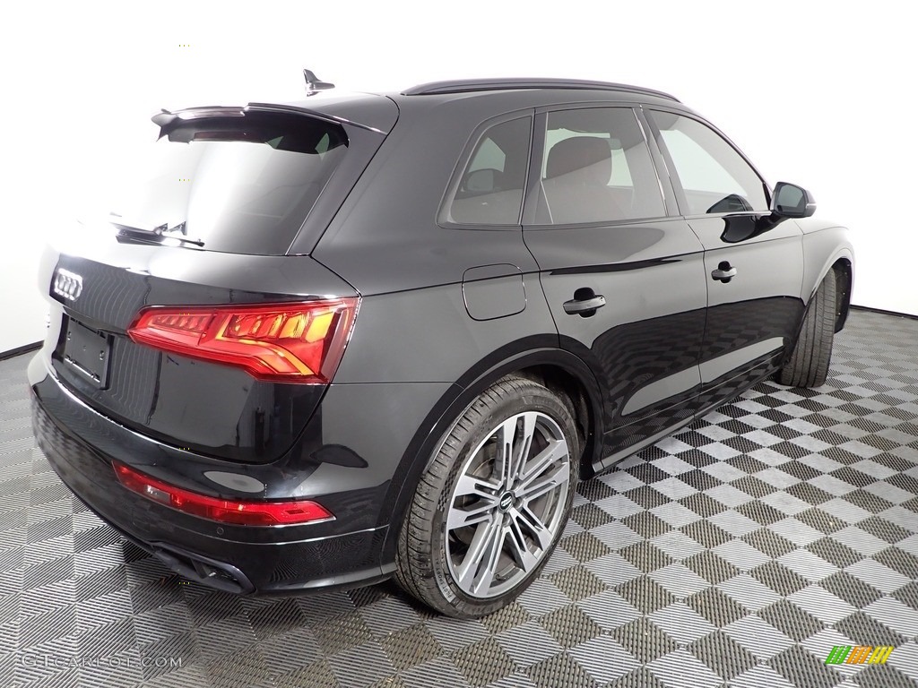 2019 SQ5 Premium quattro - Brilliant Black / Magma Red photo #15