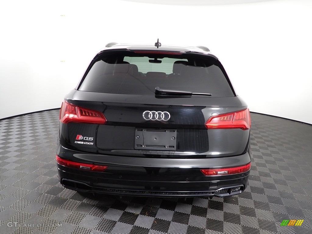 2019 SQ5 Premium quattro - Brilliant Black / Magma Red photo #16