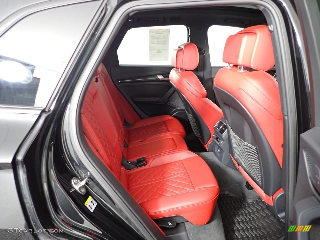 2019 Audi SQ5 Premium quattro Rear Seat Photos
