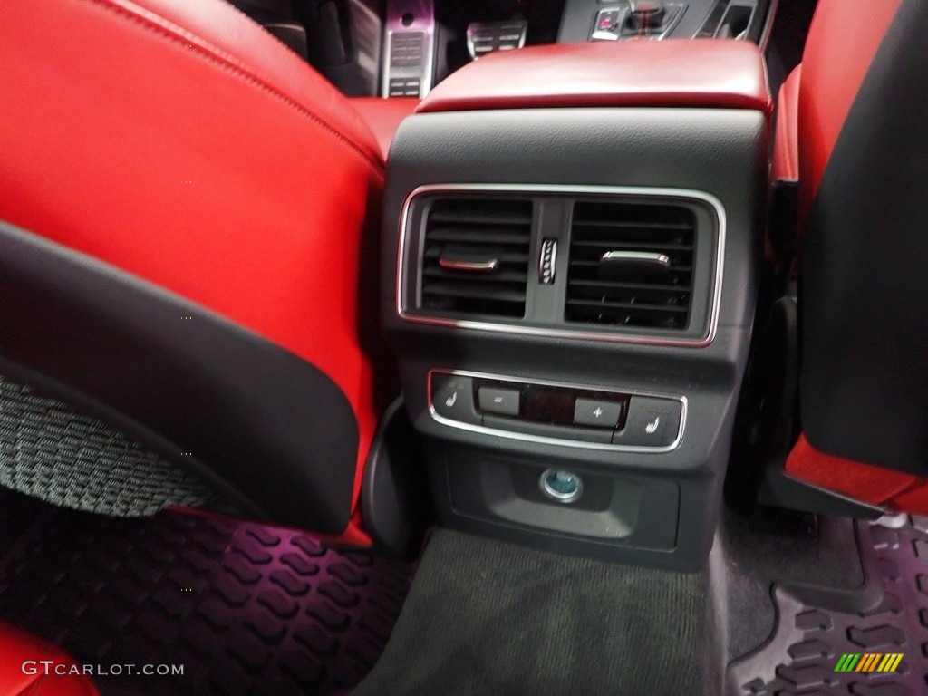 2019 Audi SQ5 Premium quattro Controls Photos