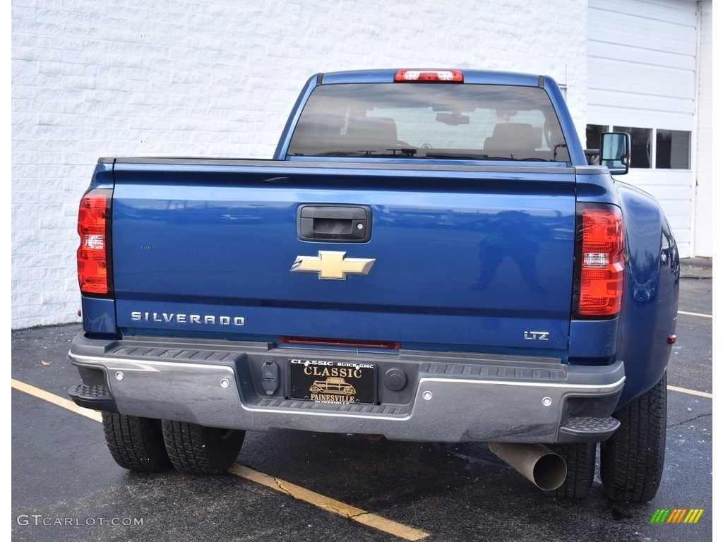 2016 Silverado 3500HD LTZ Crew Cab 4x4 - Deep Ocean Blue Metallic / Jet Black photo #3
