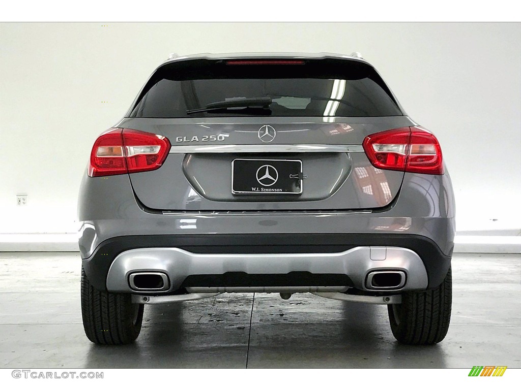 2020 GLA 250 - Mountain Grey Metallic / Crystal Gray photo #3