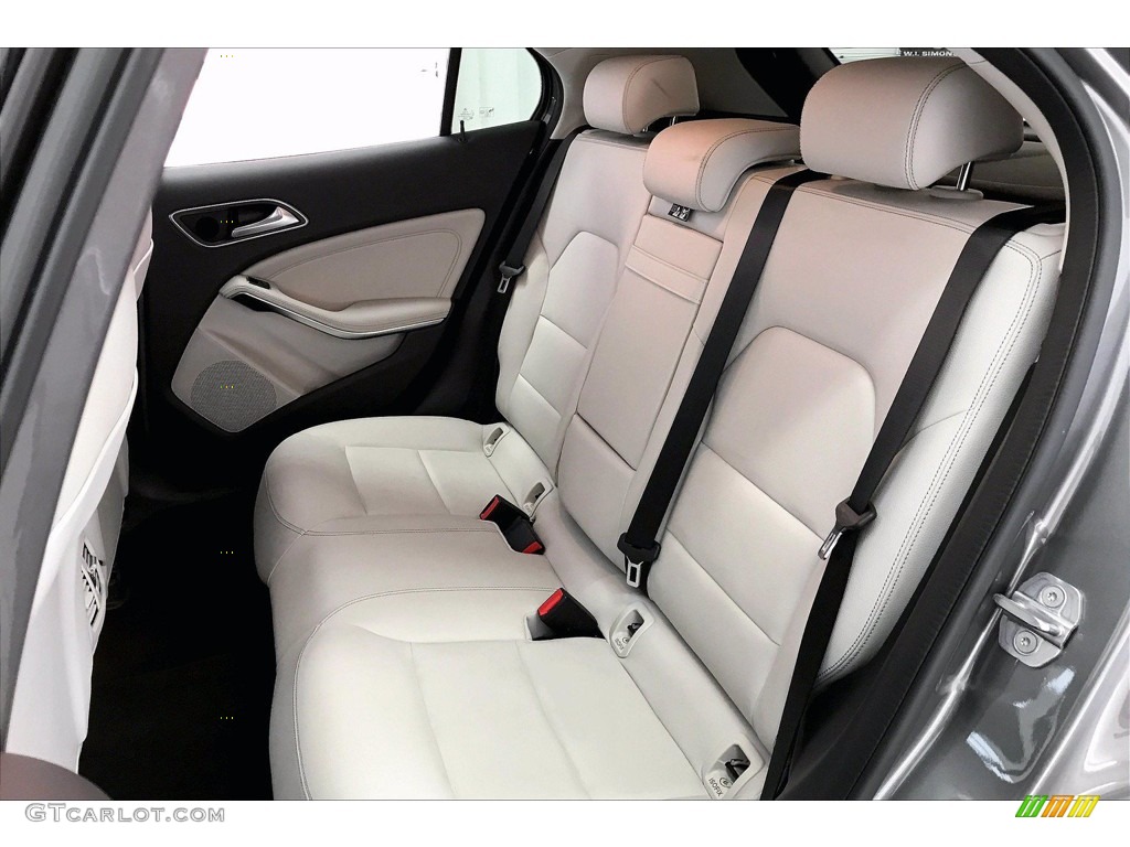 2020 GLA 250 - Mountain Grey Metallic / Crystal Gray photo #20