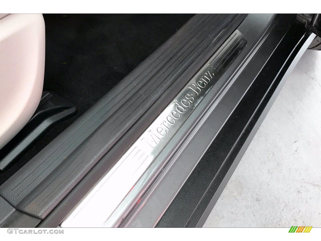 2020 GLA 250 - Mountain Grey Metallic / Crystal Gray photo #25