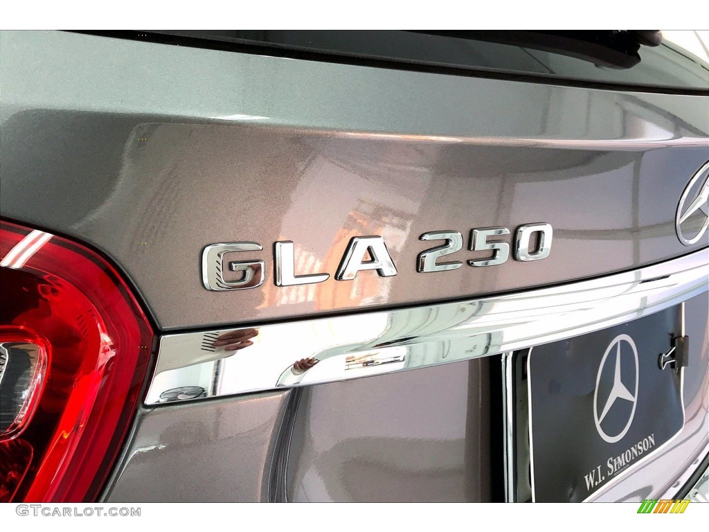 2020 GLA 250 - Mountain Grey Metallic / Crystal Gray photo #31