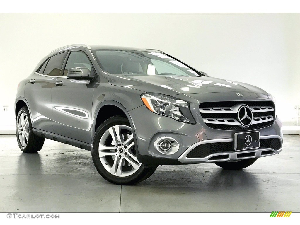 2020 GLA 250 - Mountain Grey Metallic / Crystal Gray photo #34