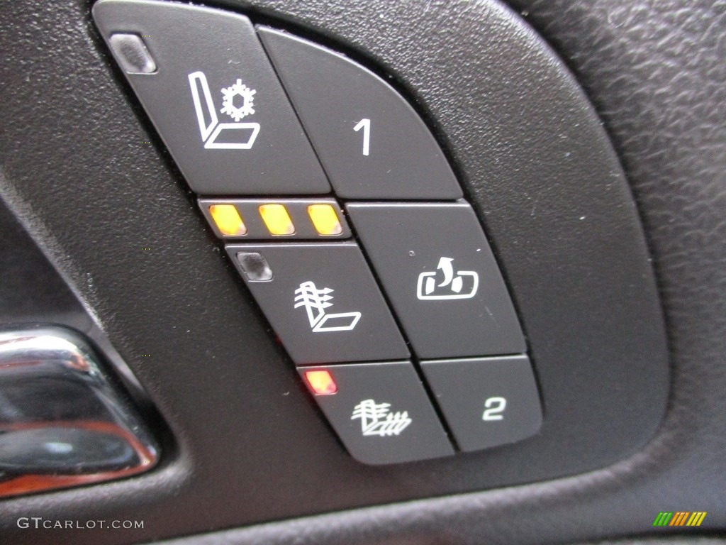 2014 Suburban LTZ 4x4 - Black / Ebony photo #14