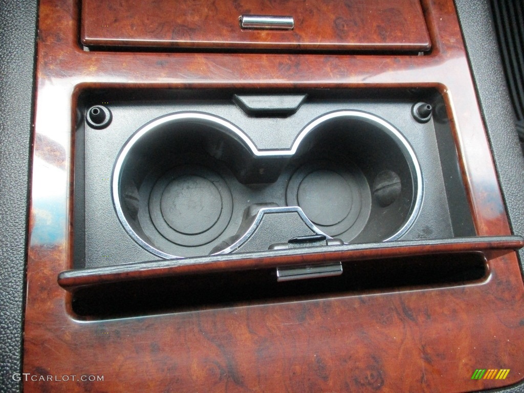 2014 Suburban LTZ 4x4 - Black / Ebony photo #26