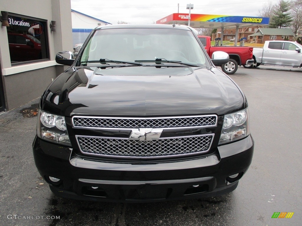 2014 Suburban LTZ 4x4 - Black / Ebony photo #31