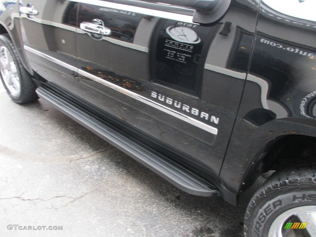 2014 Suburban LTZ 4x4 - Black / Ebony photo #33