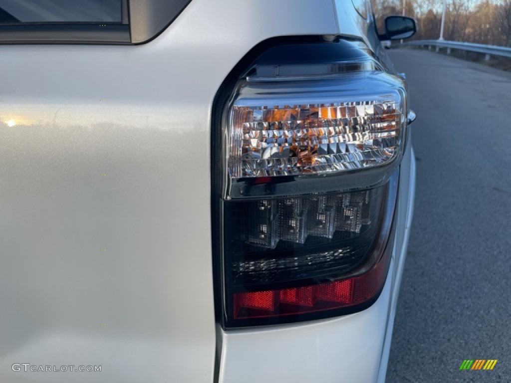 2022 4Runner Limited 4x4 - White / Redwood photo #15