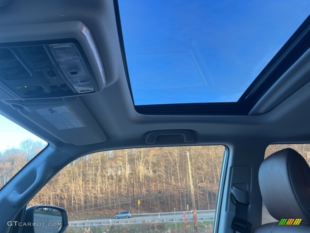 2022 4Runner Limited 4x4 - White / Redwood photo #20