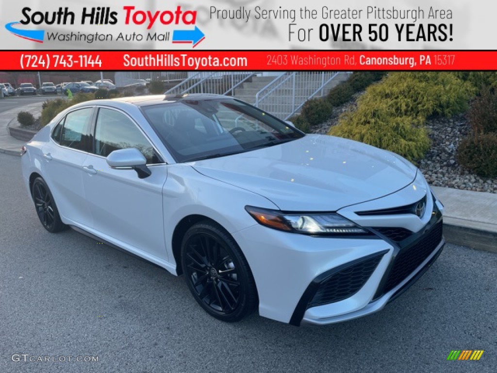 2022 Camry XSE - Wind Chill Pearl / Black photo #1