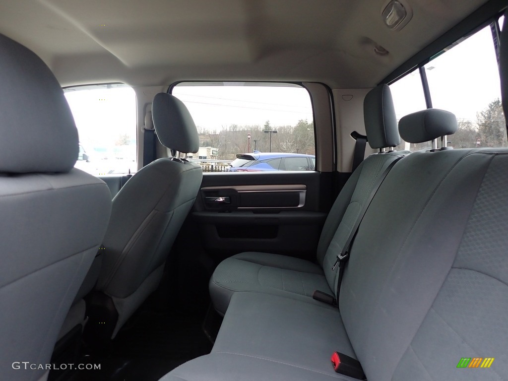 Black/Diesel Gray Interior 2015 Ram 2500 SLT Crew Cab 4x4 Photo #143389505
