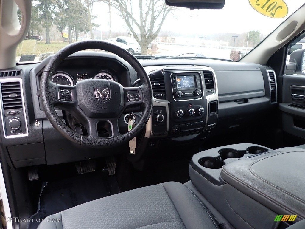 Black/Diesel Gray Interior 2015 Ram 2500 SLT Crew Cab 4x4 Photo #143389523