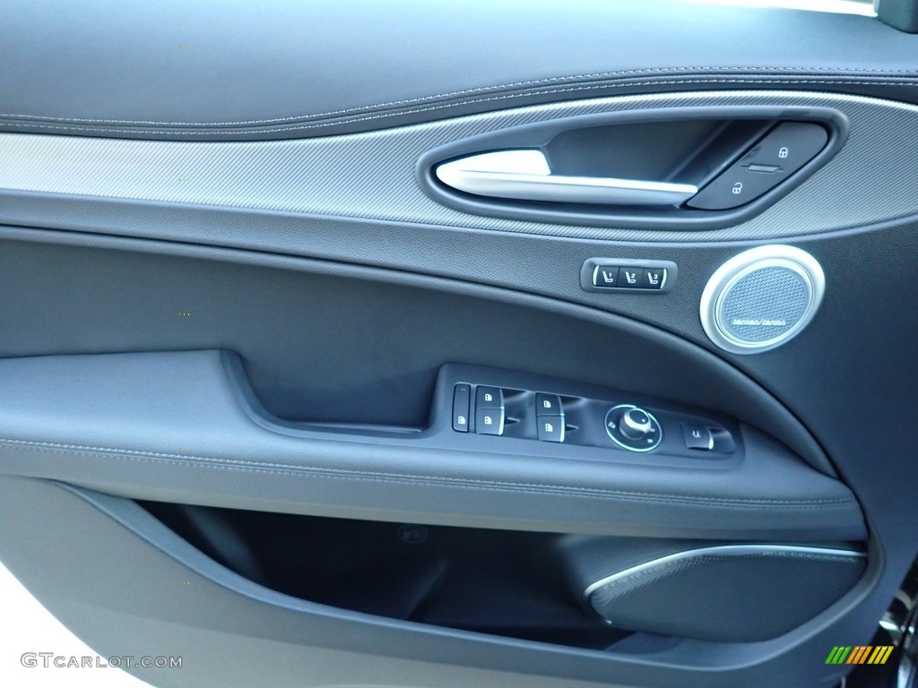2022 Alfa Romeo Stelvio Ti AWD Door Panel Photos