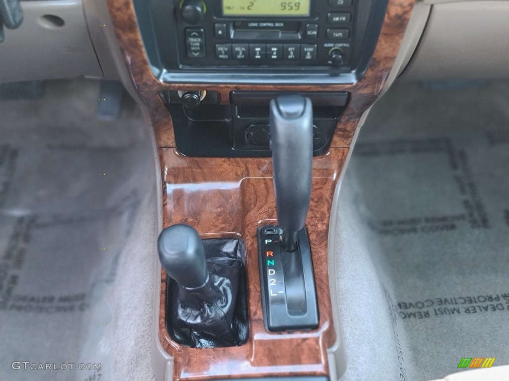 1999 4Runner Limited 4x4 - Millennium Silver Metallic / Oak photo #22
