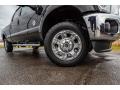 Tuxedo Black - F350 Super Duty XLT Crew Cab 4x4 Photo No. 2