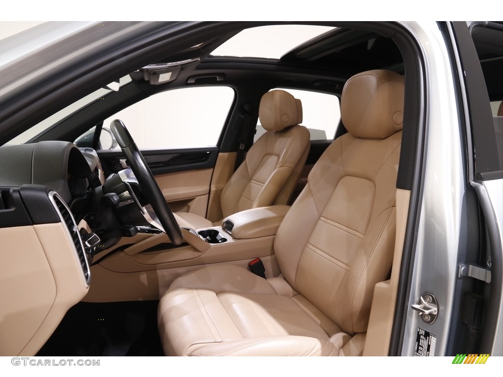 Black/Mojave Beige Interior 2020 Porsche Cayenne S Photo #143393036