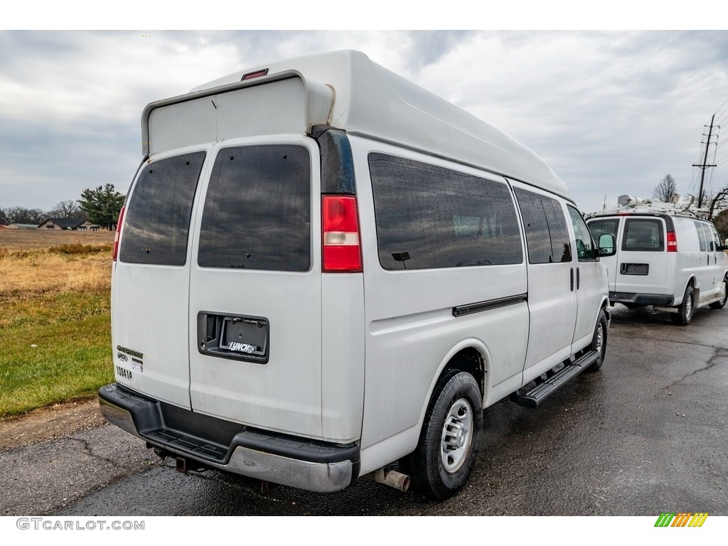 Summit White 2013 Chevrolet Express LT 3500 Passenger Van Exterior Photo #143393234