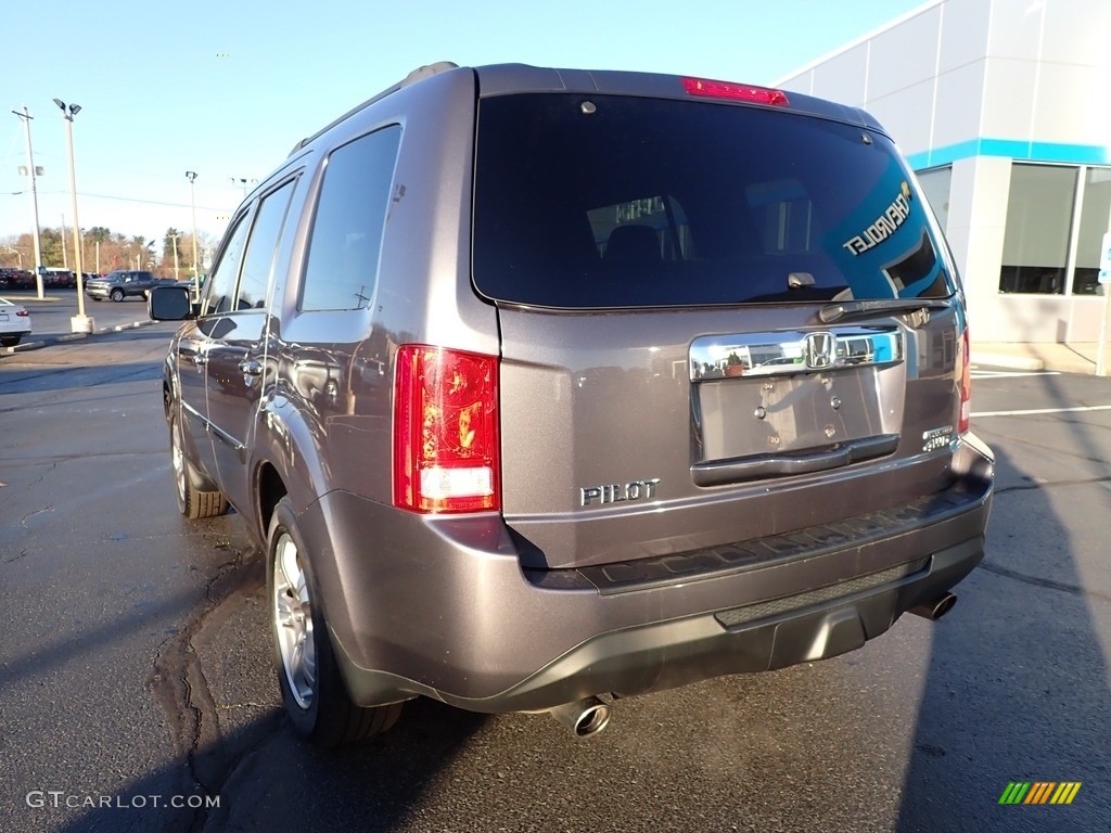 2015 Pilot SE 4WD - Modern Steel Metallic / Gray photo #5