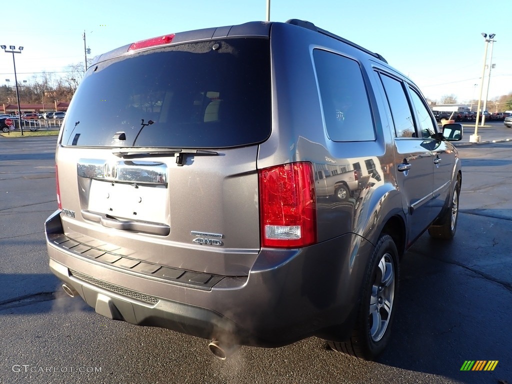 2015 Pilot SE 4WD - Modern Steel Metallic / Gray photo #8