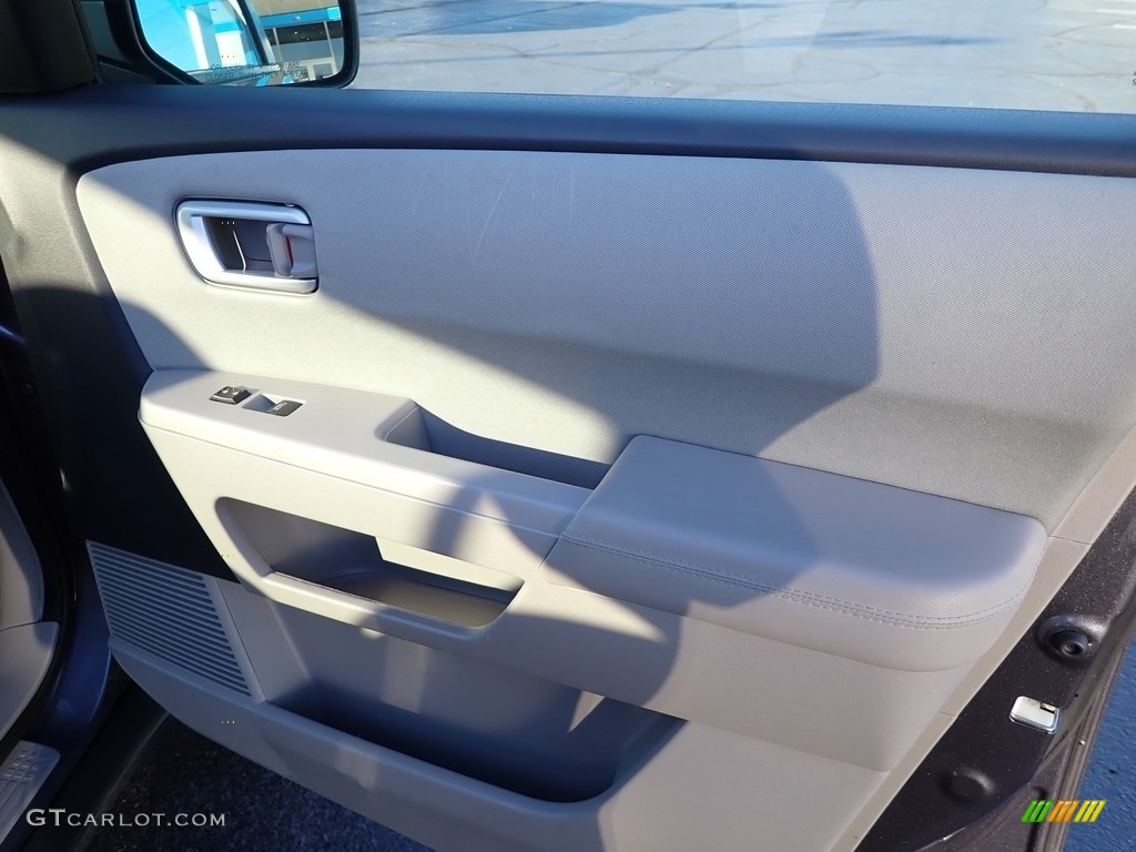 2015 Pilot SE 4WD - Modern Steel Metallic / Gray photo #14