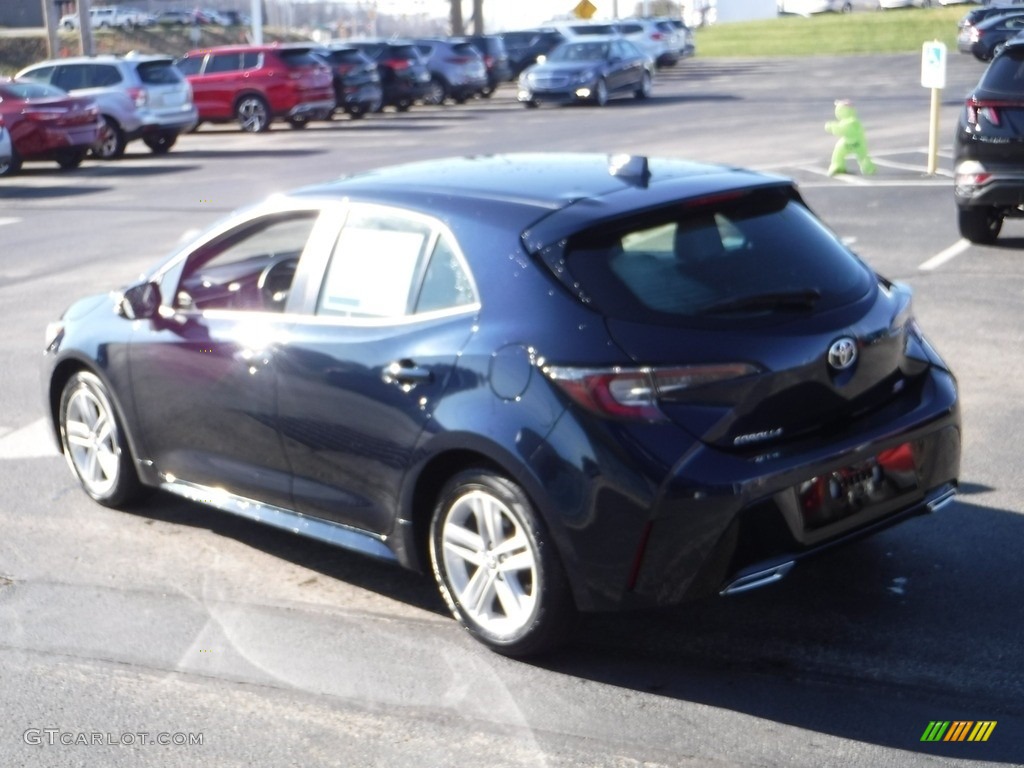 2019 Corolla Hatchback SE - Blue Flame / Moonstone photo #7