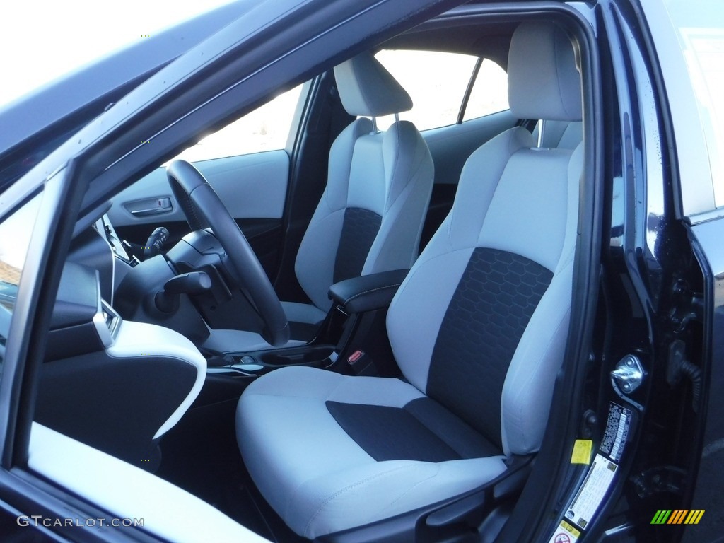 2019 Corolla Hatchback SE - Blue Flame / Moonstone photo #12