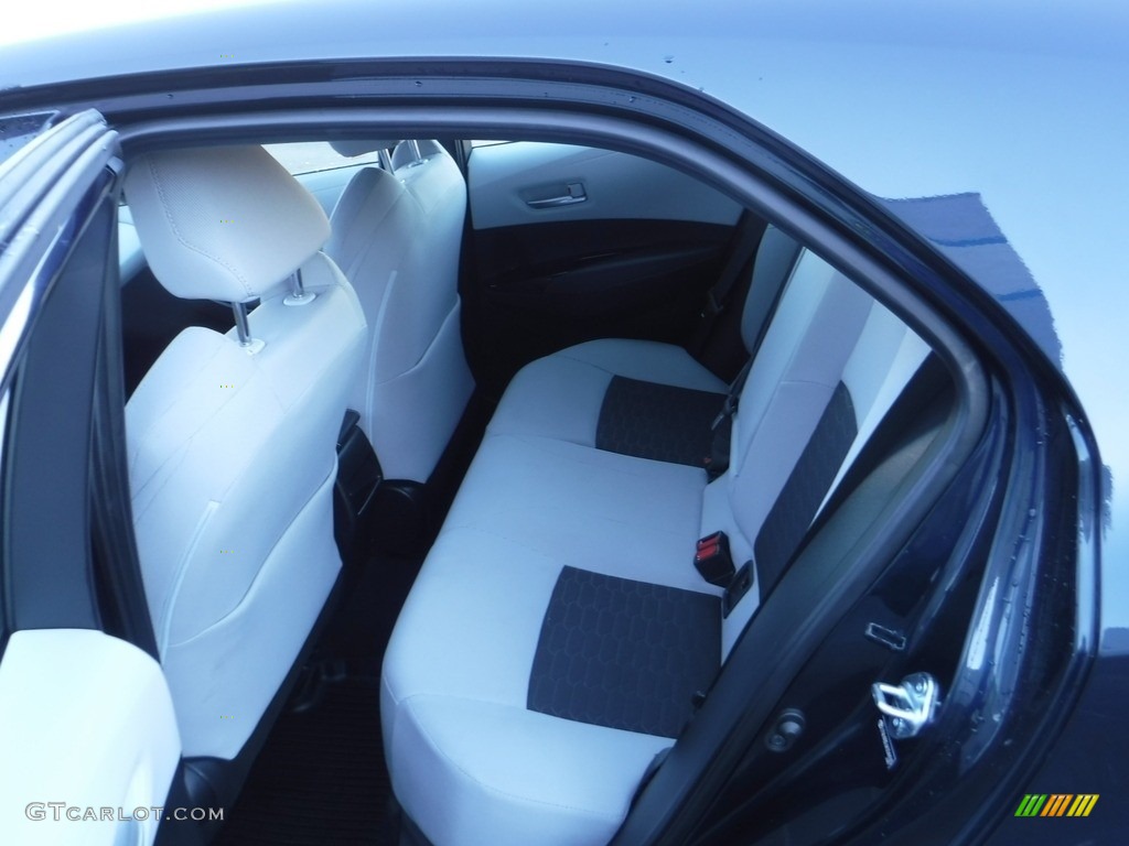 2019 Corolla Hatchback SE - Blue Flame / Moonstone photo #26