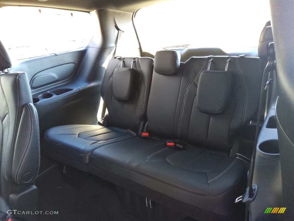 2021 Pacifica Touring L - Luxury White Pearl / Black photo #14