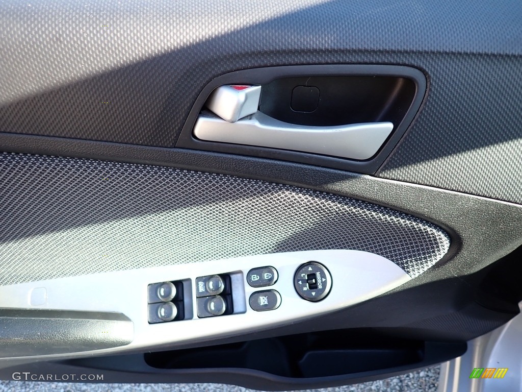 2013 Accent GS 5 Door - Ironman Silver / Black photo #14