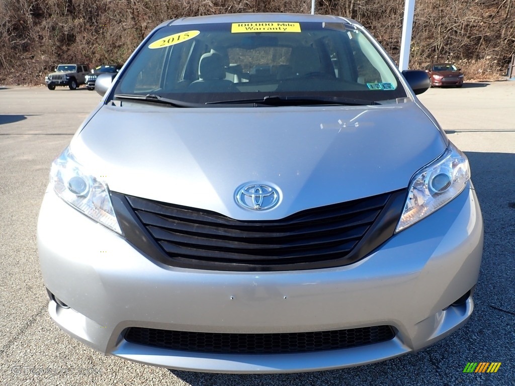 2015 Sienna L - Silver Sky Metallic / Black photo #9