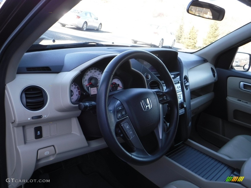 2013 Pilot LX 4WD - Dark Cherry Pearl / Beige photo #13