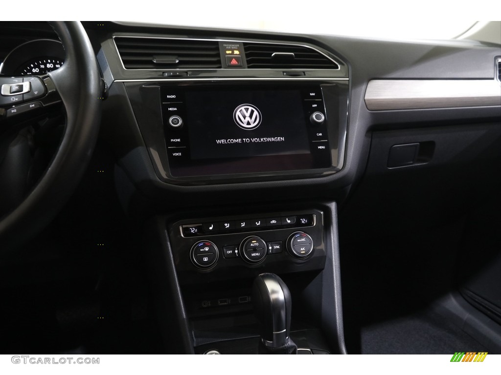 2018 Tiguan SEL 4MOTION - Silk Blue Metallic / Titan Black photo #9