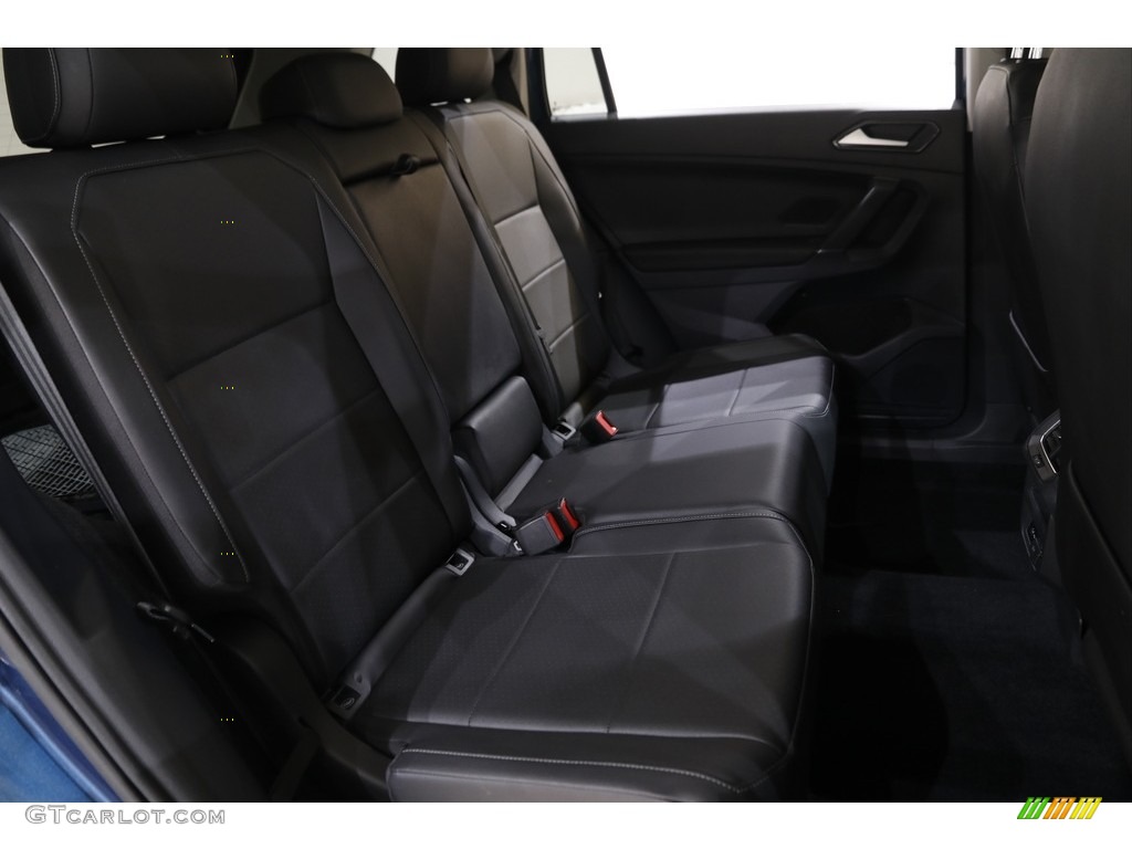 2018 Tiguan SEL 4MOTION - Silk Blue Metallic / Titan Black photo #14